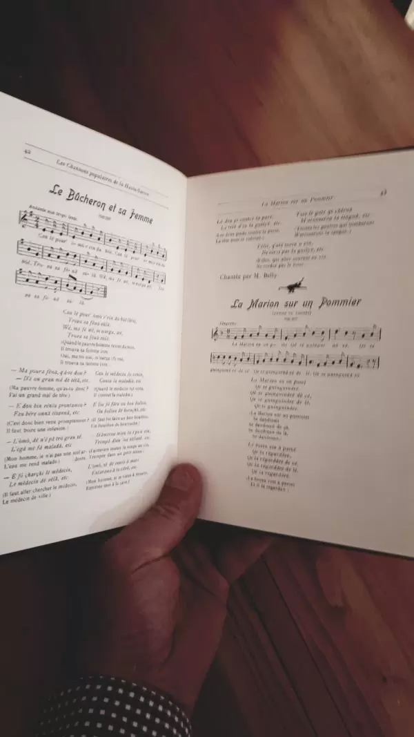 Livre rare "Les chansons populaires de la Haute-Savoie" – Image 2